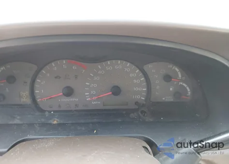 2001 Toyota Sequoia Sr5 V8 z USA, uszkodzony, nr VIN 5TDBT44A91S018974